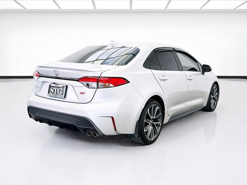 Used 2021 Toyota Corolla SE FWD image 4
