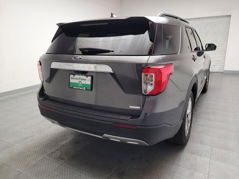 Used 2020 Ford Explorer XLT w/ Equipment Group 202A RWD image 7