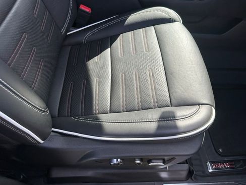 Used 2023 GMC Sierra 1500 AT4X image 17