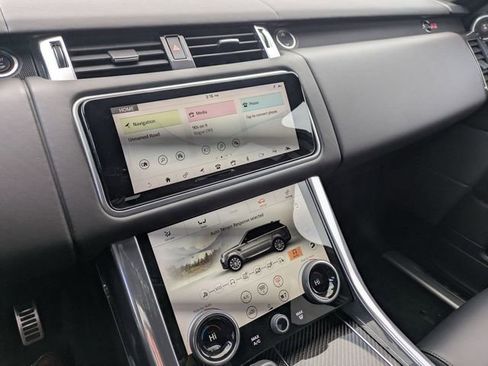 Certified 2022 Land Rover Range Rover Sport SVR image 11