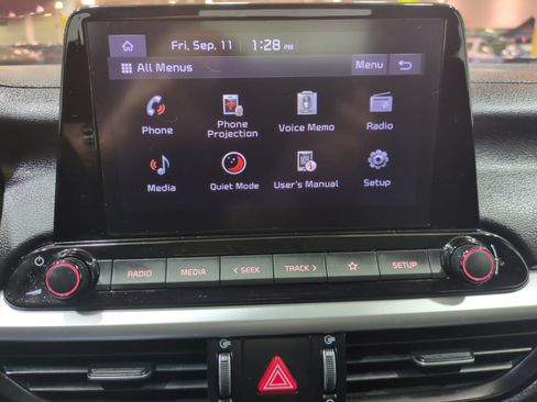 Certified 2024 Kia Forte LXS FWD image 22