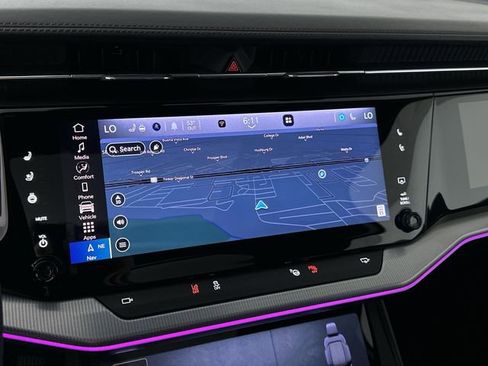 Used 2024 Jeep Wagoneer Launch Edition image 14