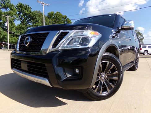 Used 2018 Nissan Armada Platinum w/ Captain Seat Package RWD image 8