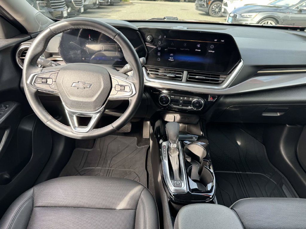 Used 2024 Chevrolet Trax ACTIV w/ Driver Confidence Package FWD image 15