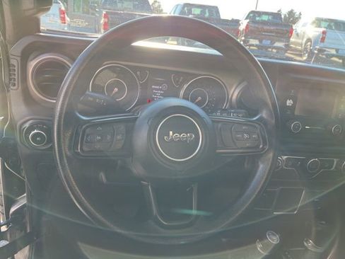 Used 2018 Jeep Wrangler Unlimited Sport AWD/4WD image 31