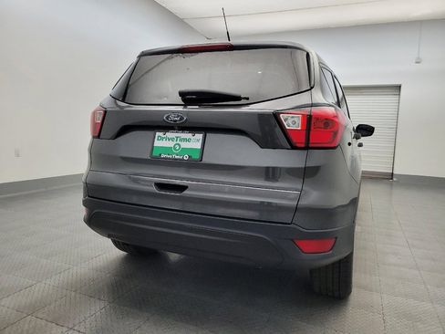 Used 2019 Ford Escape S image 7