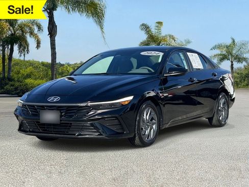 Used 2024 Hyundai Elantra SEL FWD image 1