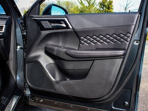 New 2025 Mitsubishi Outlander SEL Black Edition image 14