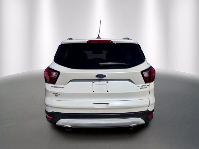 Used 2019 Ford Escape Titanium FWD image 3