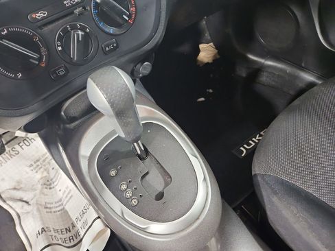 Used 2014 Nissan Juke S image 22