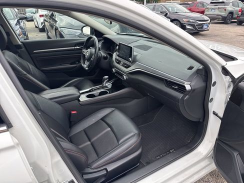Used 2023 Nissan Altima 2.5 SR image 21
