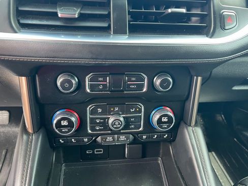Used 2022 Chevrolet Tahoe High Country AWD/4WD image 41