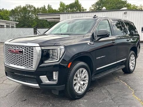 Certified 2024 GMC Yukon Denali RWD image 5