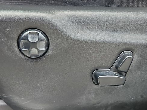 Certified 2021 Jeep Grand Cherokee Limited AWD/4WD image 28