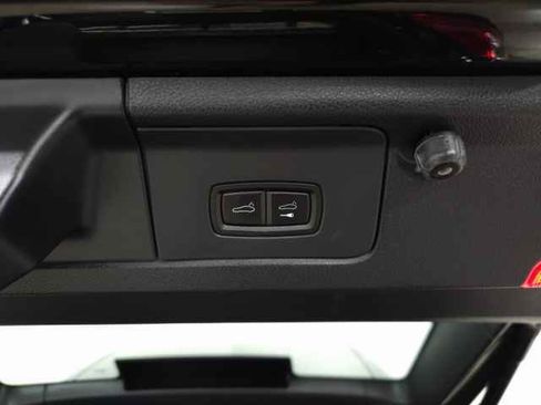 Used 2011 Porsche Panamera 4S image 9