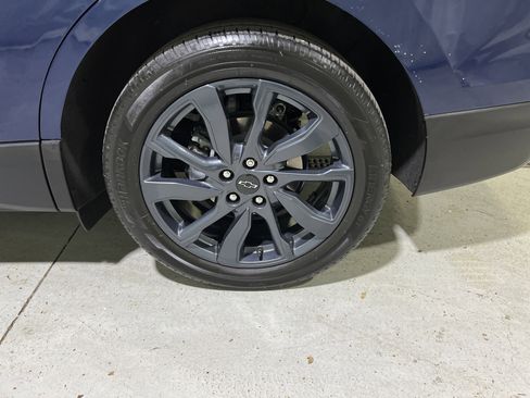 Used 2022 Chevrolet Equinox RS w/ RS Leather Package image 13