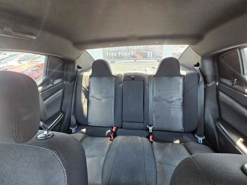 Used 2014 Dodge Avenger SE w/ Blacktop Package FWD image 21