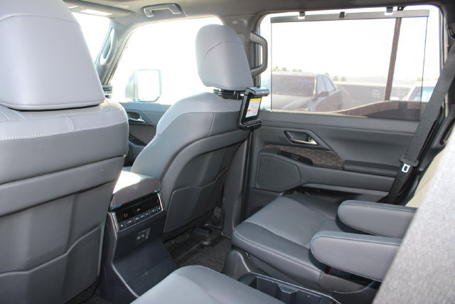 Used 2026 Lexus GX 550 w/ Accessory Package (31) AWD/4WD image 9