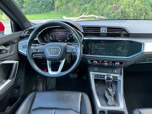 Used 2024 Audi Q3 2.0T Premium AWD/4WD image 6