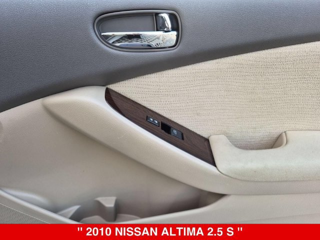 Used 2010 Nissan Altima 2.5 S w/ Convenience Pkg FWD image 32