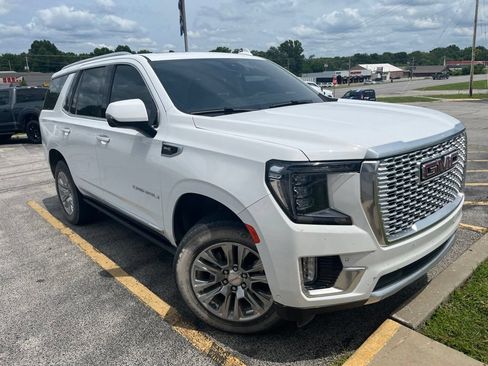 Used 2024 GMC Yukon Denali w/ Advanced Technology Package AWD/4WD image 6