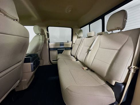 Used 2018 Ford F150 XLT w/ Equipment Group 302A Luxury image 14