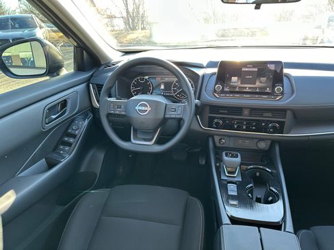 New 2026 Nissan Rogue S image 22