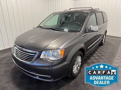 Used 2016 Chrysler Town & Country Limited