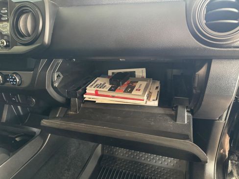 Used 2021 Toyota Tacoma SR w/ SR Convenience Package image 34