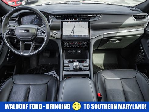 Used 2023 Jeep Grand Cherokee Overland image 22