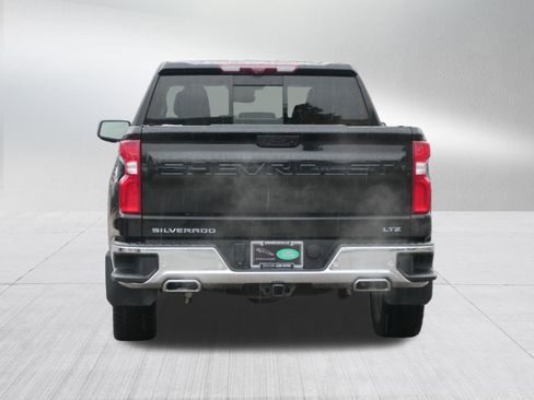 Used 2022 Chevrolet Silverado 1500 LTZ w/ LTZ Premium Package image 6