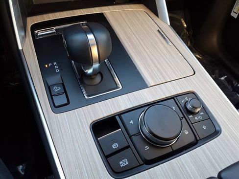 Certified 2025 MAZDA CX-90 3.3 Turbo w/ Preferred Package image 11