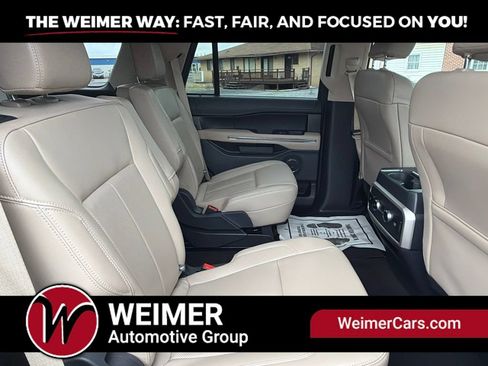 Used 2023 Ford Expedition XLT AWD/4WD image 20