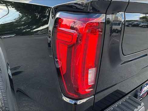 Used 2020 GMC Sierra 1500 SLT w/ SLT Premium Plus Package image 29