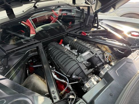 Used 2024 Chevrolet Corvette Z06 w/ Z07 Performance Package image 43