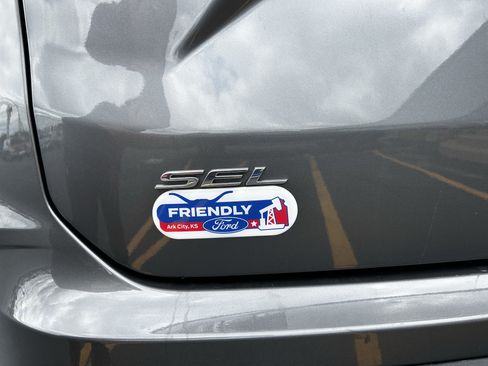 Used 2024 Ford Edge SEL AWD/4WD image 31