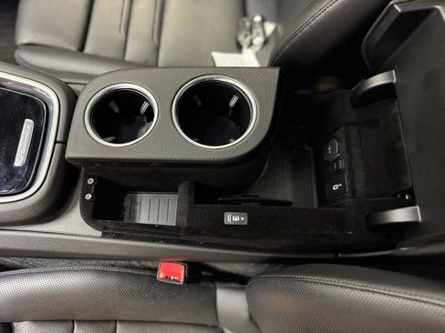 Certified 2023 Porsche Panamera 4 Platinum Edition AWD/4WD image 36