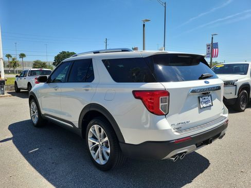Used 2024 Ford Explorer Platinum w/ Technology Package AWD/4WD image 4