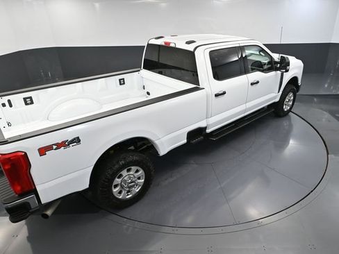 Used 2024 Ford F350 XLT w/ FX4 Off-Road Package image 55
