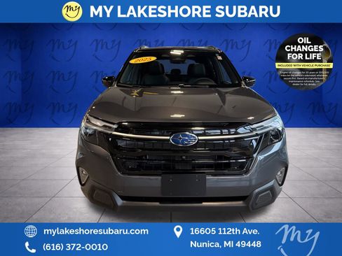 Used 2025 Subaru Forester Touring w/ Touring Package image 2