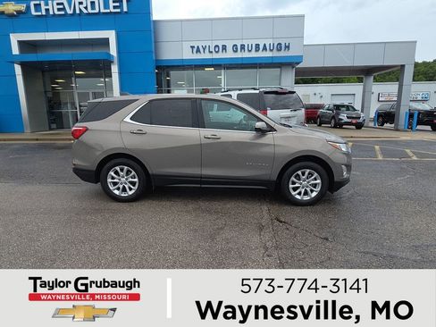 Used 2018 Chevrolet Equinox LT FWD image 1