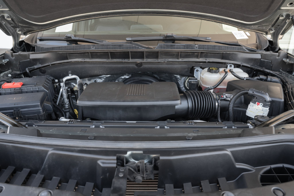 Used 2024 Chevrolet Tahoe LT RWD image 16