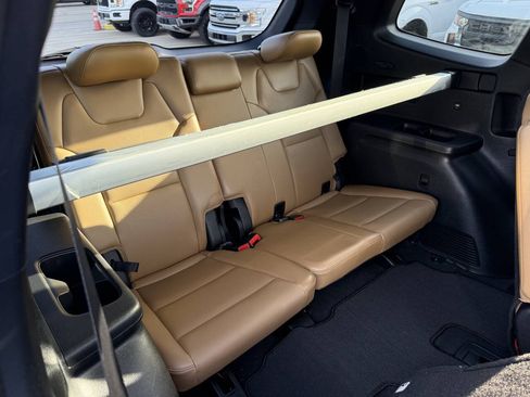Used 2022 Kia Telluride SX AWD/4WD image 16