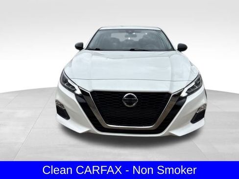 Used 2021 Nissan Altima 2.5 SR image 2