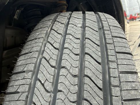 Used 2016 Chrysler 300 S RWD image 49