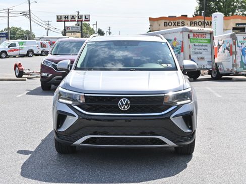 Used 2022 Volkswagen Taos SE image 5