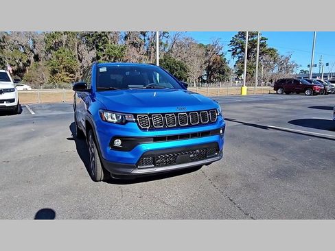 New 2026 Jeep Compass Latitude AWD/4WD image 37