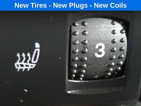 Used 2010 Volkswagen Beetle Coupe image 24