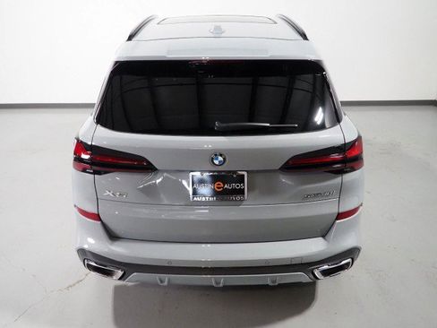 Used 2026 BMW X5 sDrive40i w/ M Sport Package RWD image 7