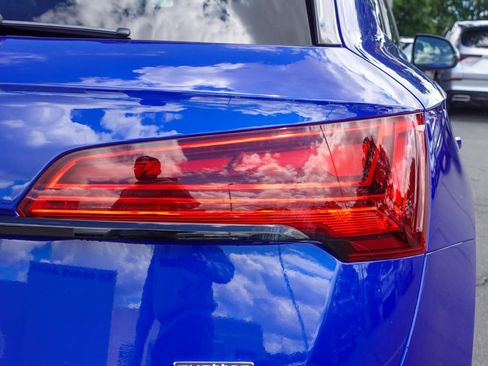 Used 2023 Audi Q5 e Premium Plus w/ Premium Plus Package image 7